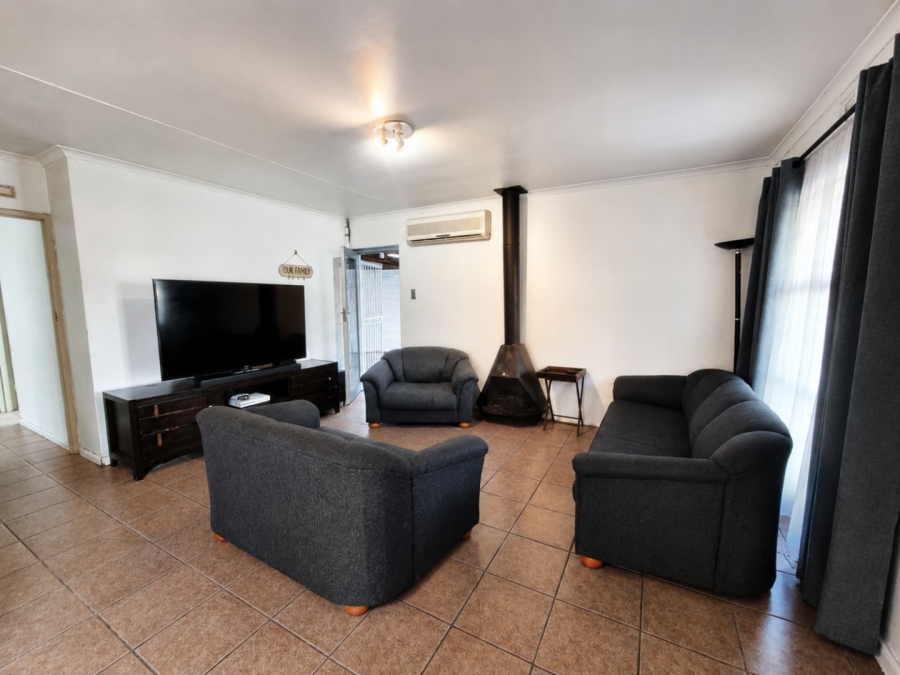 3 Bedroom Property for Sale in Belhar Western Cape